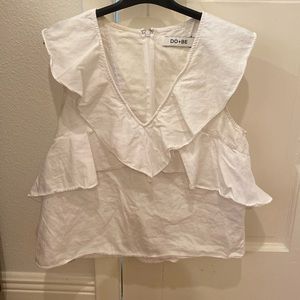 White DO+BE top. Size M